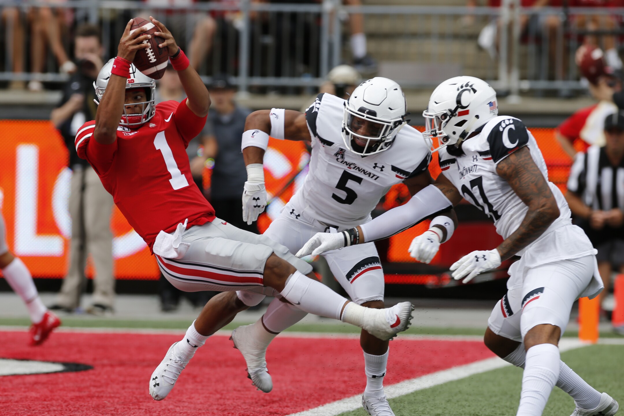 Photos Ohio State Buckeyes Demolish Cincinnati Bearcats 42 0