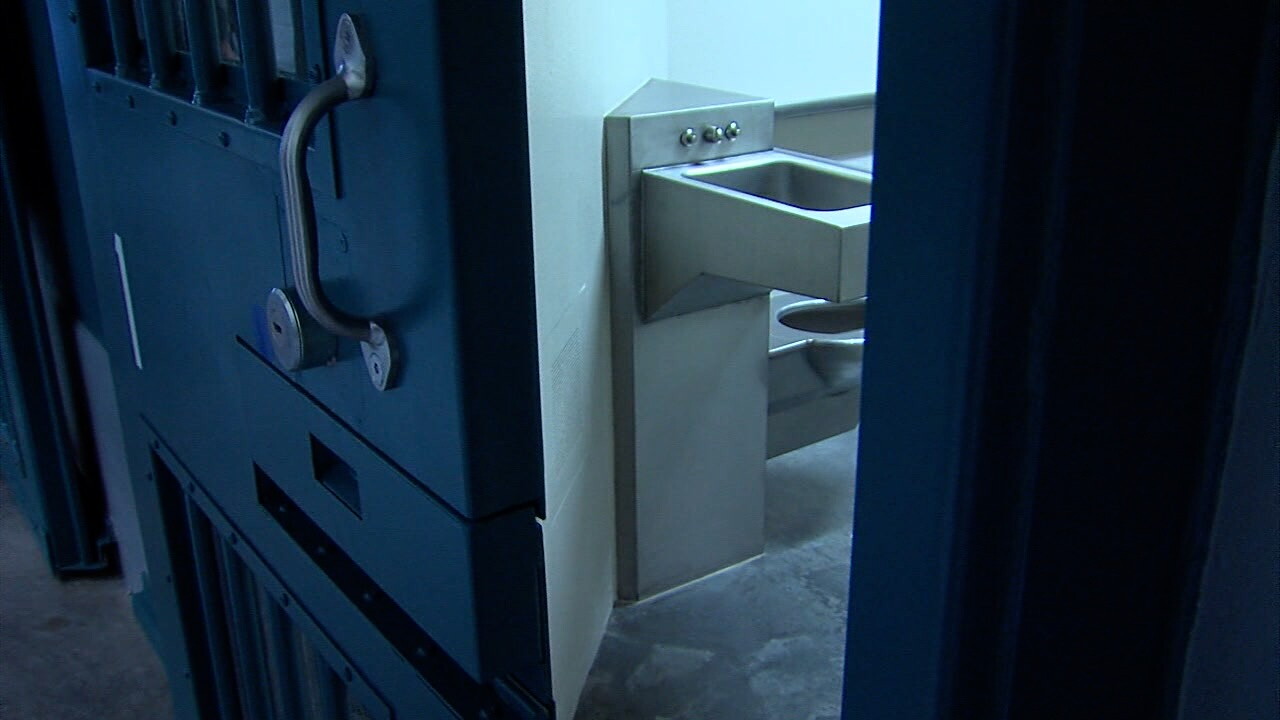 Lewis Complex Correctional Arizona prisons director: Inmate used fake court papers to get released