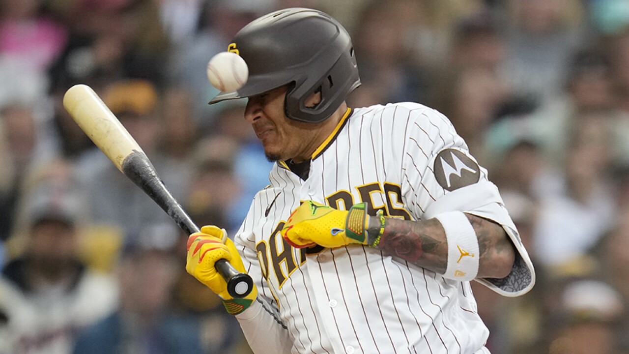 Padres slugger Machado has fracture in left hand, status uncertain