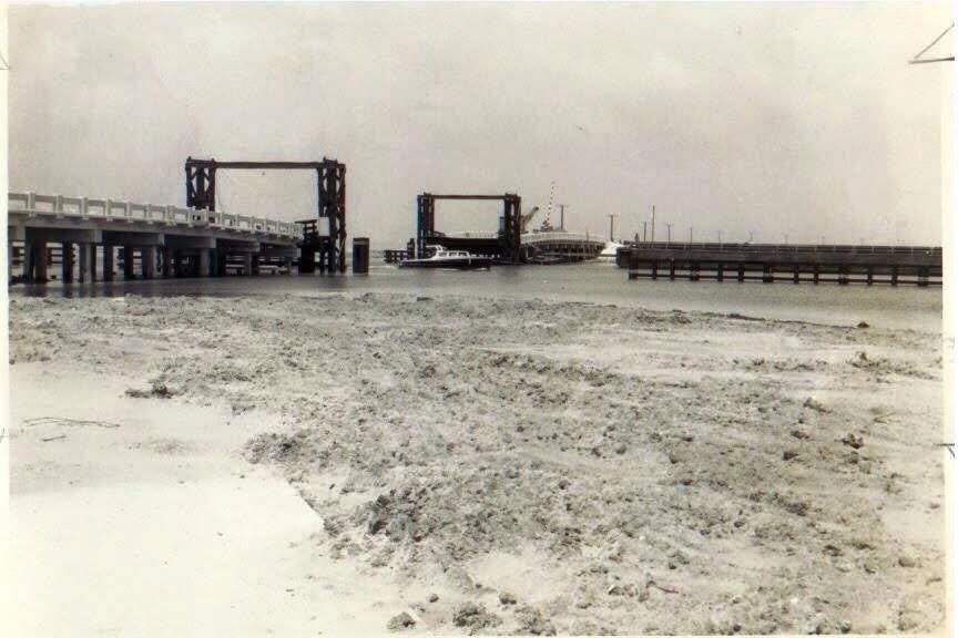 Humble Channel Swing Bridge-1950's.jpg