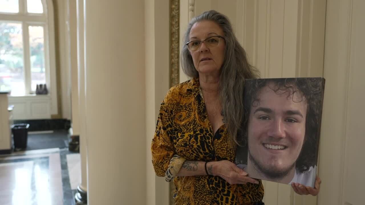 Debra Frisk