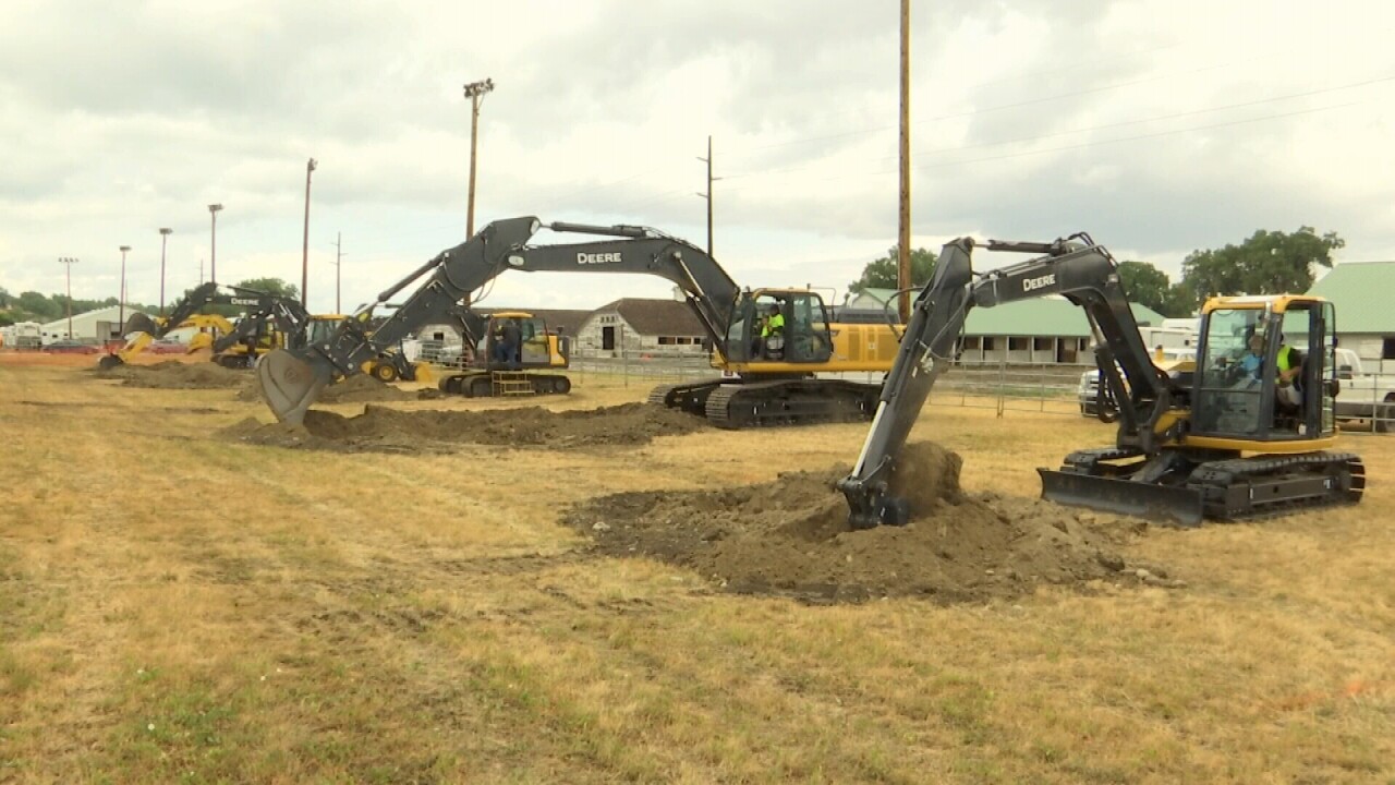 082021 EXCAVATOR LINE.jpg
