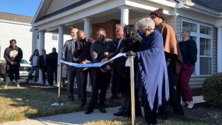 ribbon cutting.jpg
