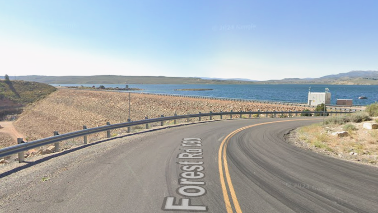 Crews respond to wildfire breakout on private land near Strawberry Reservoir