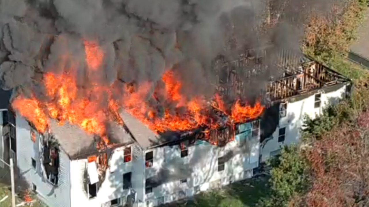 9th & Olive vacant apartment fire