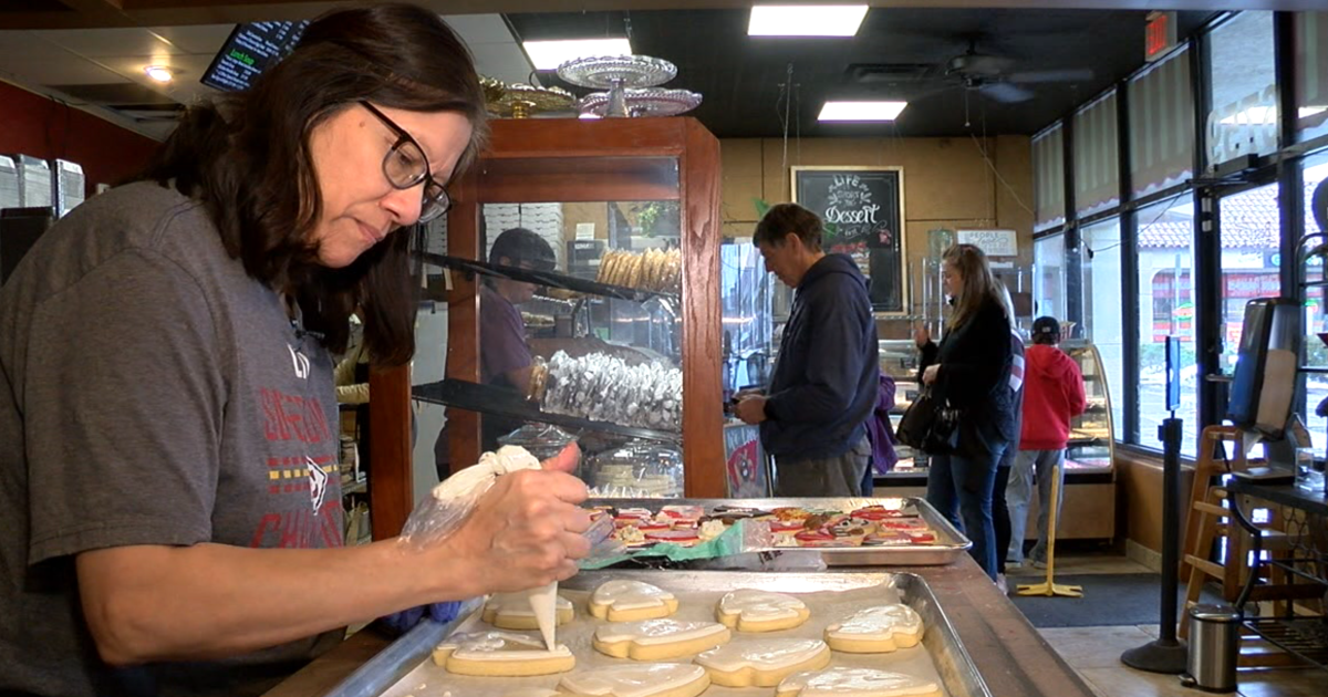 Kansas City business uses Chiefs Championship cookies to bring people together - Vimarsana News