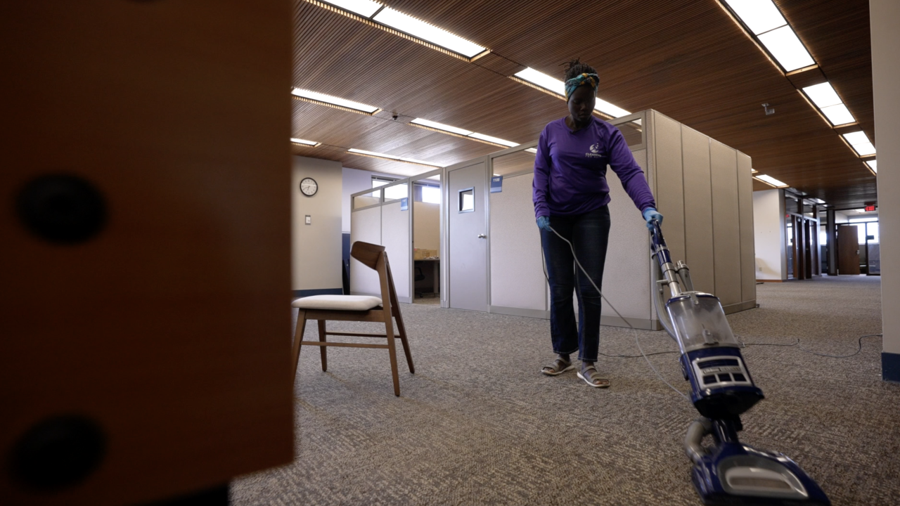 refugees and current workforce shortage