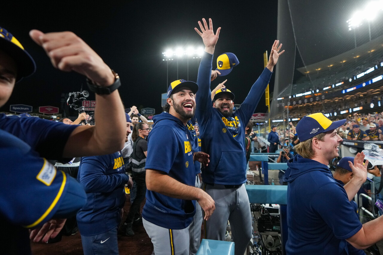 NLCS Brewers Dodgers Baseball