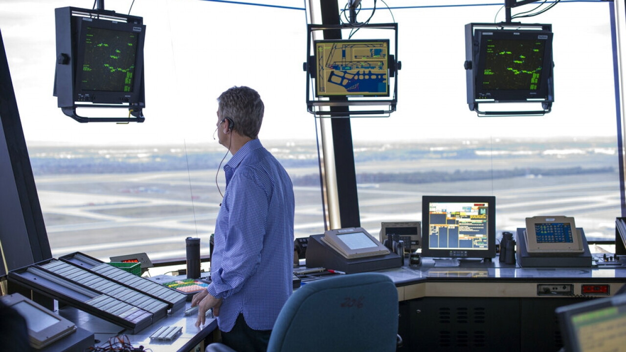 1695646492_F06Xmt.jpg