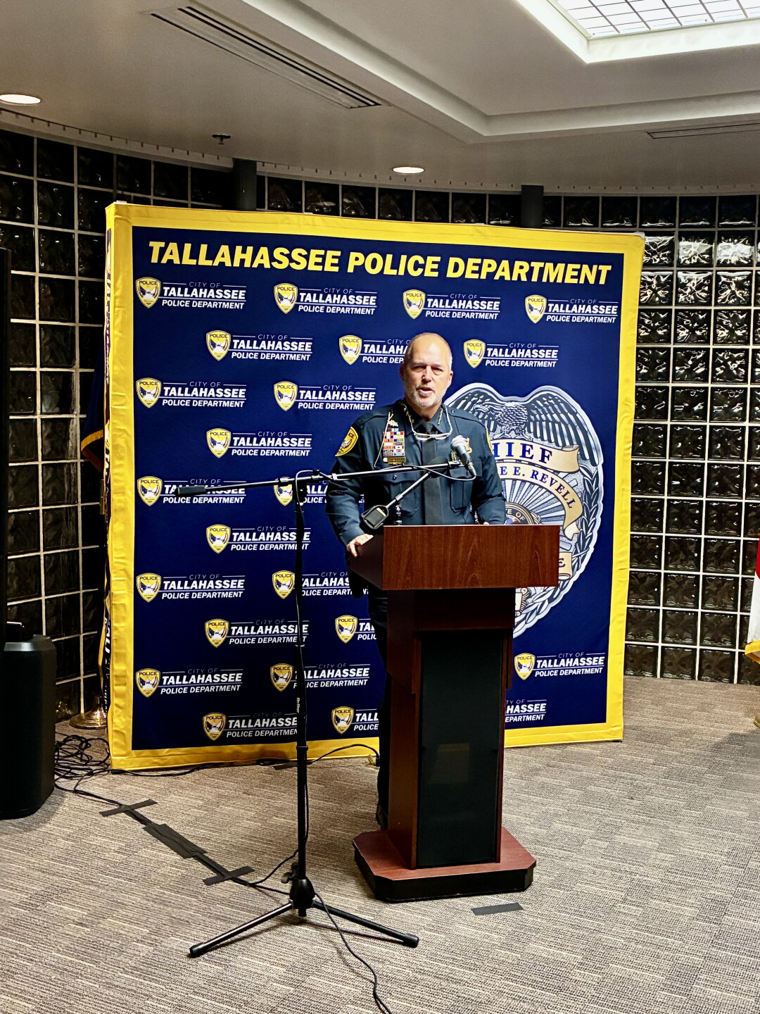 TPD 1026 PERRY ST PRESSER 