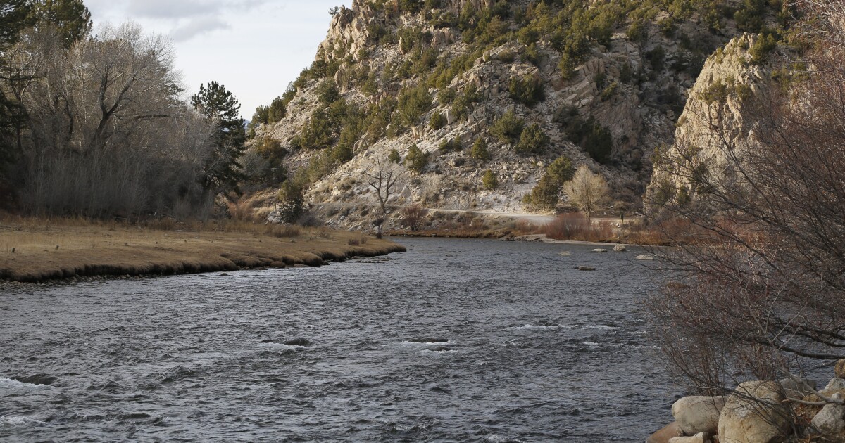 Man dies during private tubing trip down Arkansas River in Fremont County
