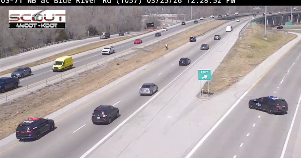 Driver dies Wednesday in rollover crash just off of US 71 Highway