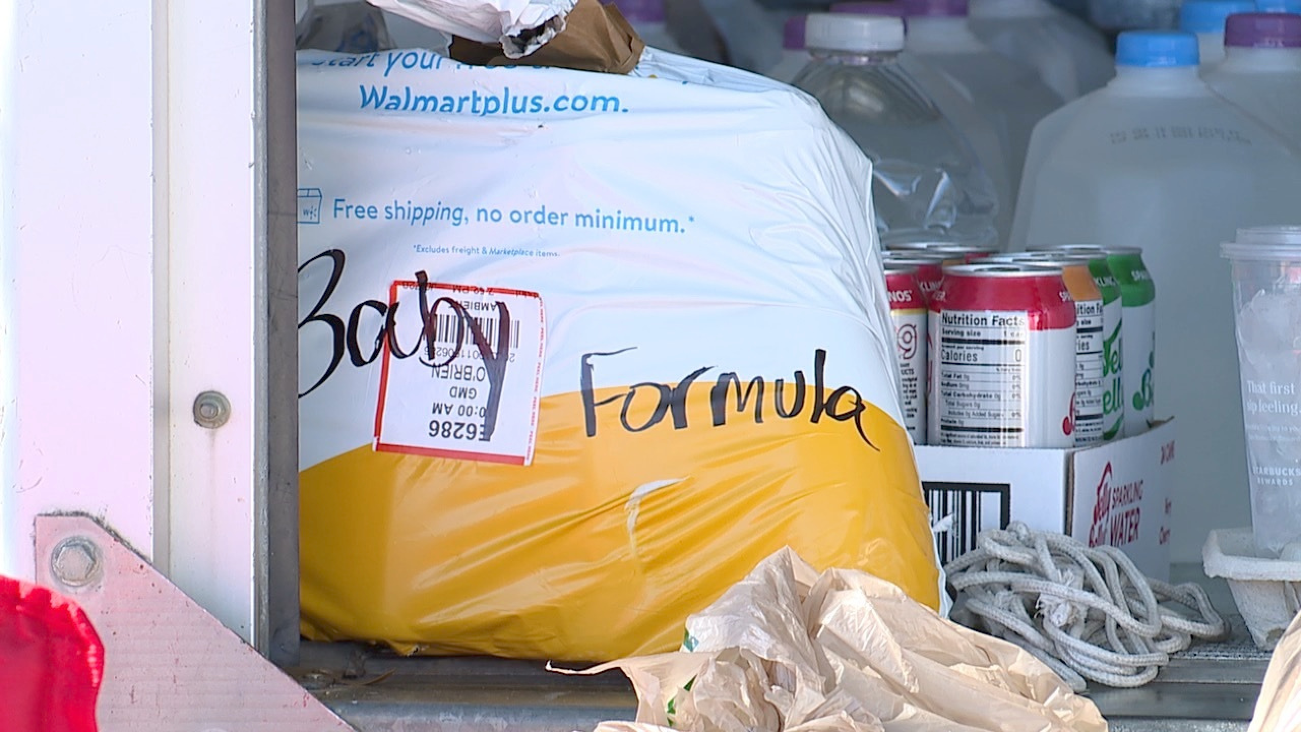 Palm Harbor residents pack a Uhaul with supplies for Ft. Myers