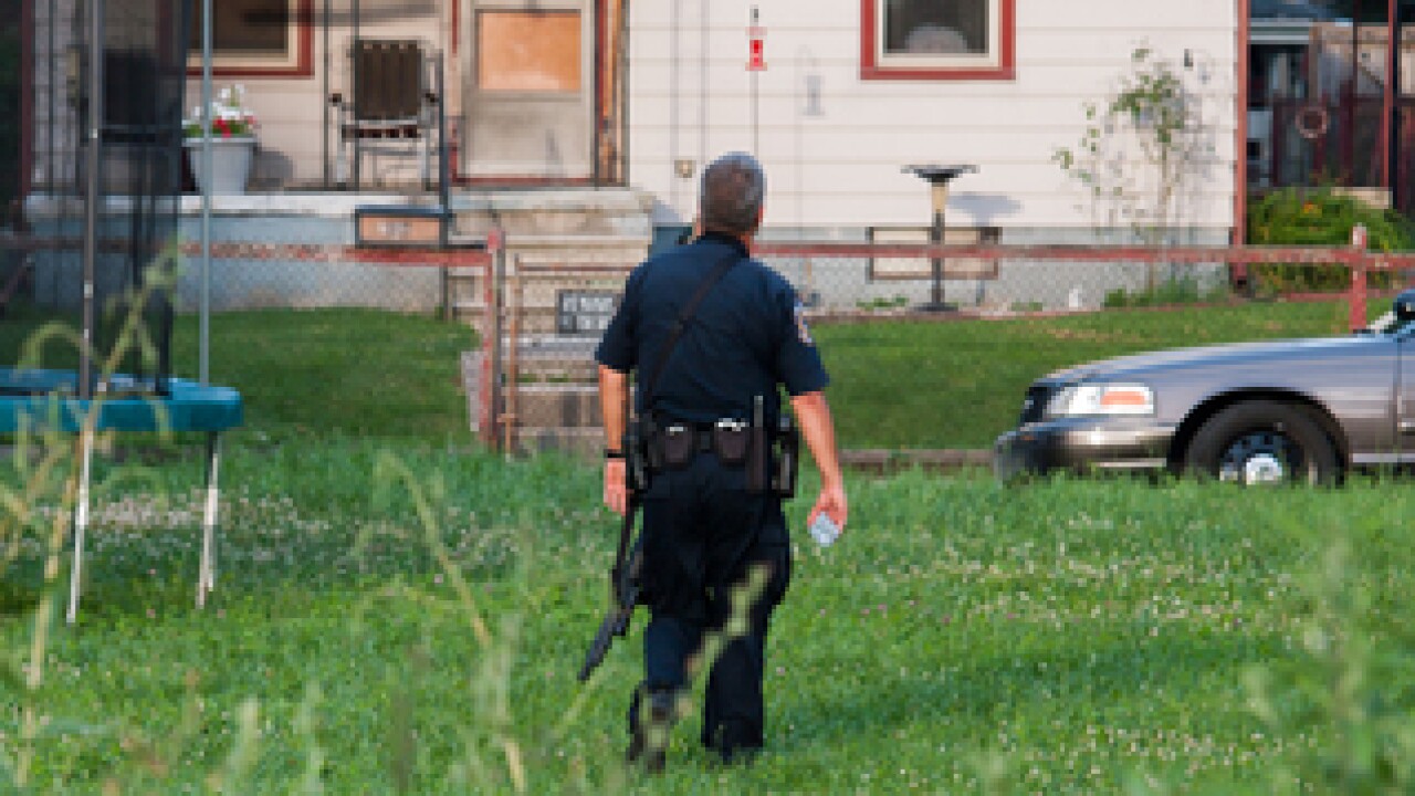 PHOTOS: Suspect fires shots at IMPD during chase