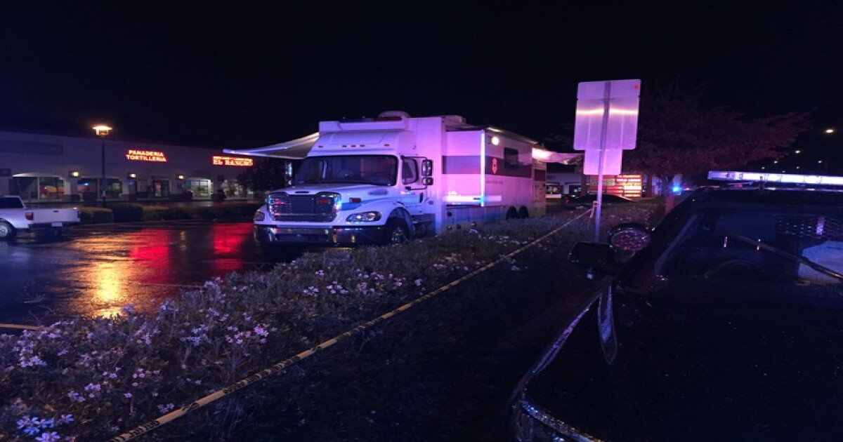 PD: Man dead after being shot in Mesa