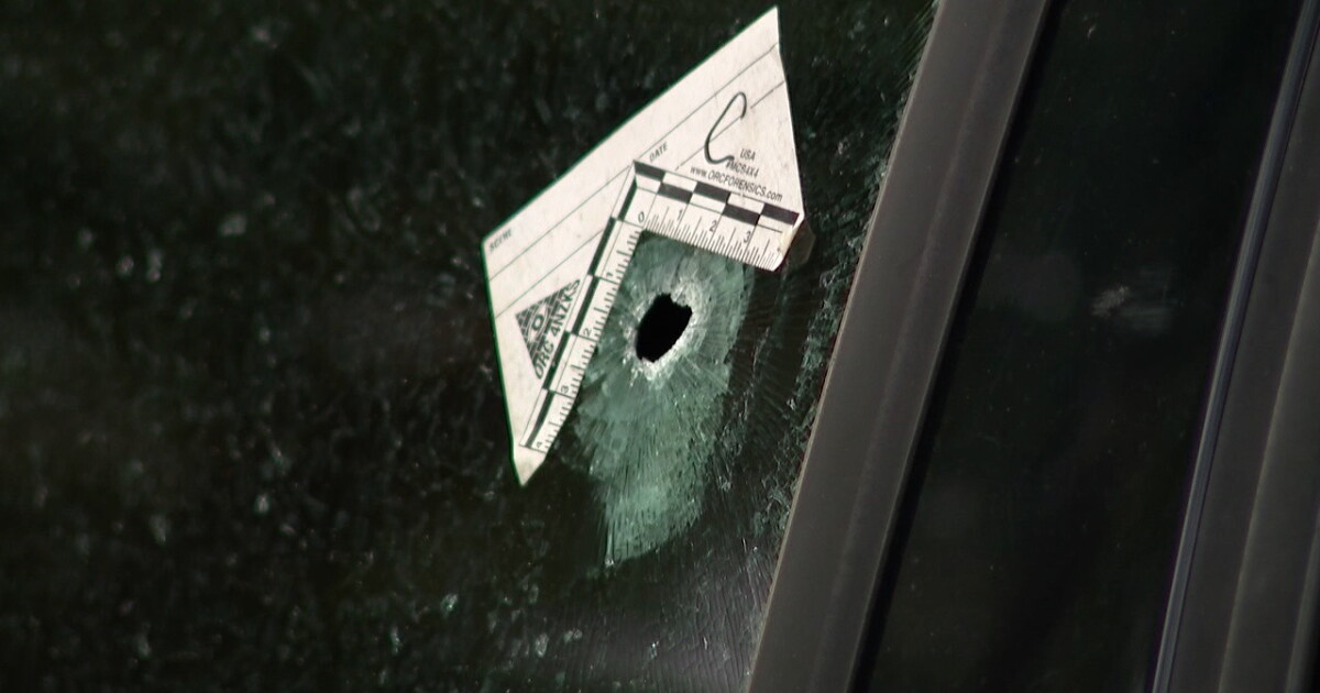 2 women injured in St. Pete shootout while driving - Vimarsana News