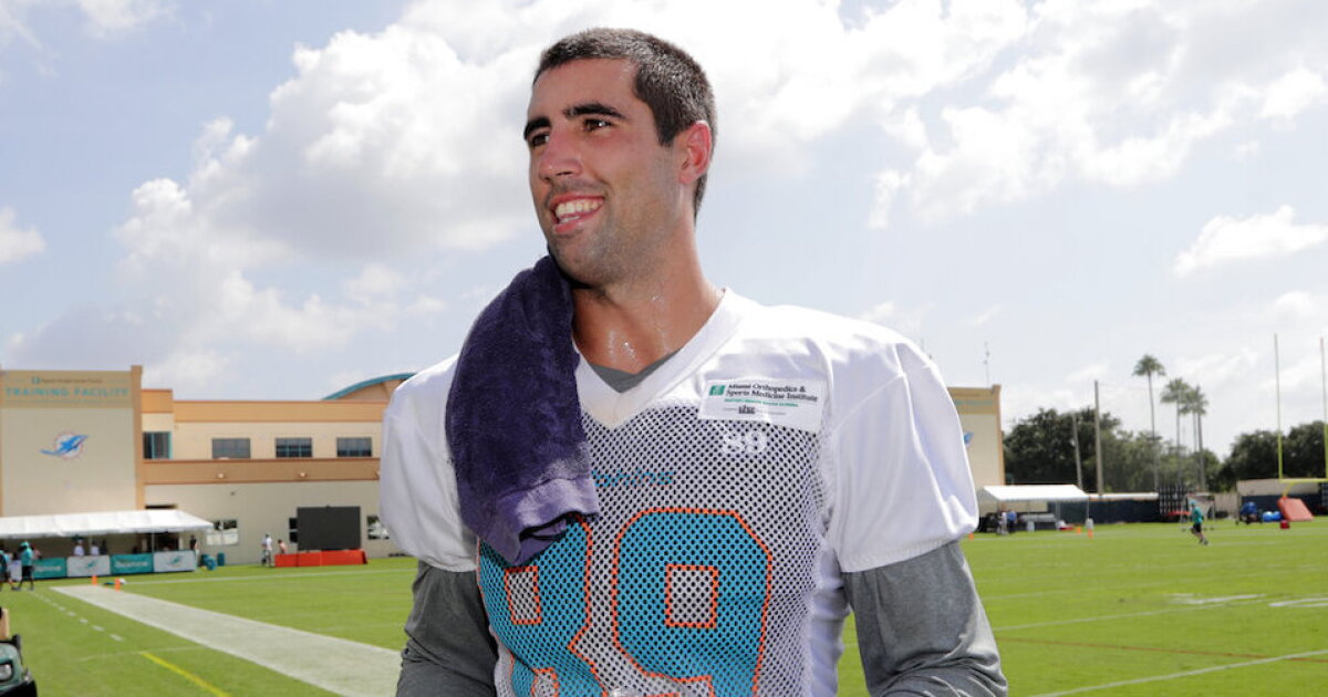 Former NFL player, another climber die in rock climbing accident