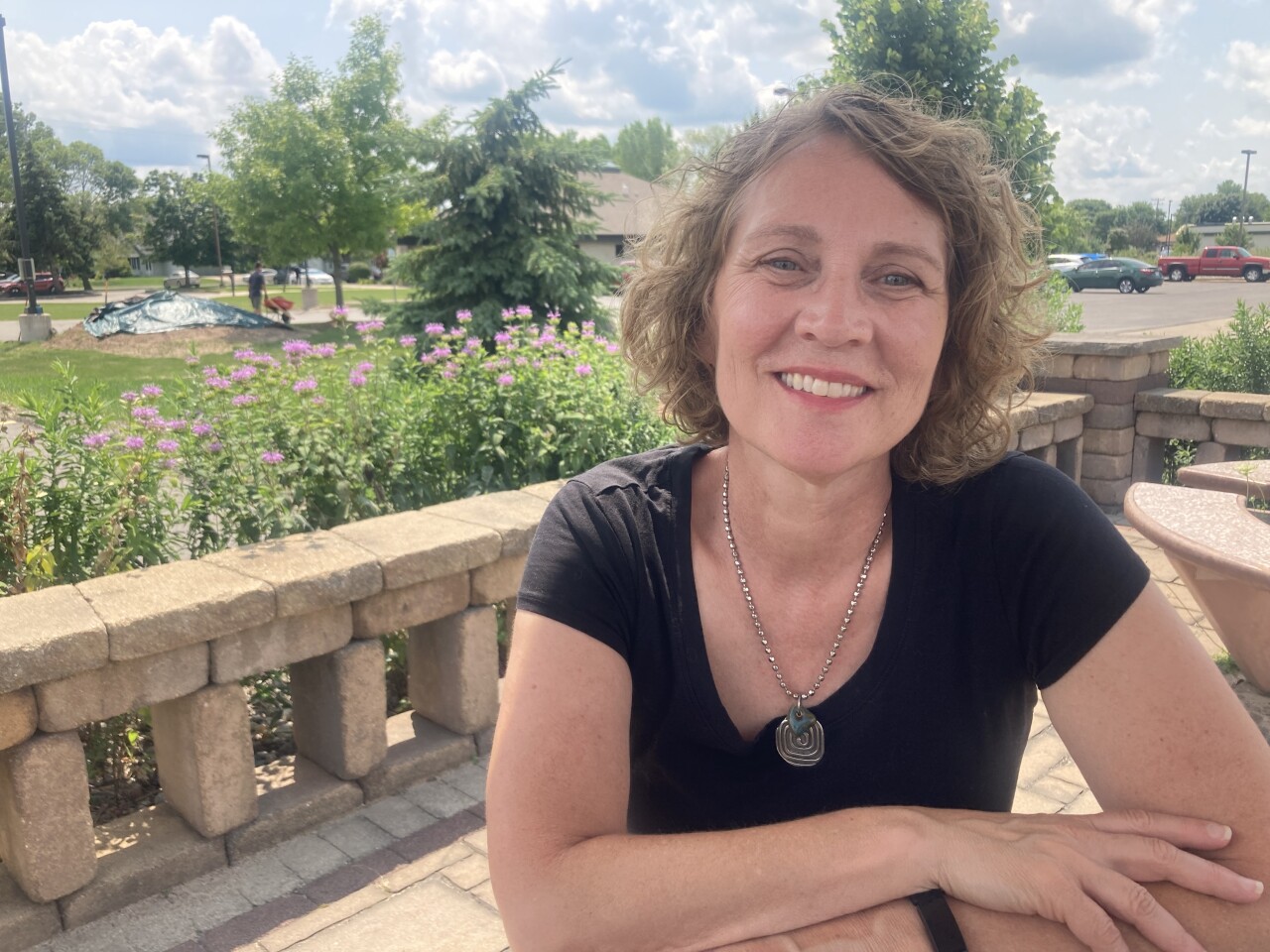 'Help make a difference in your community': 70+ nonprofits board openings across Fox Valley