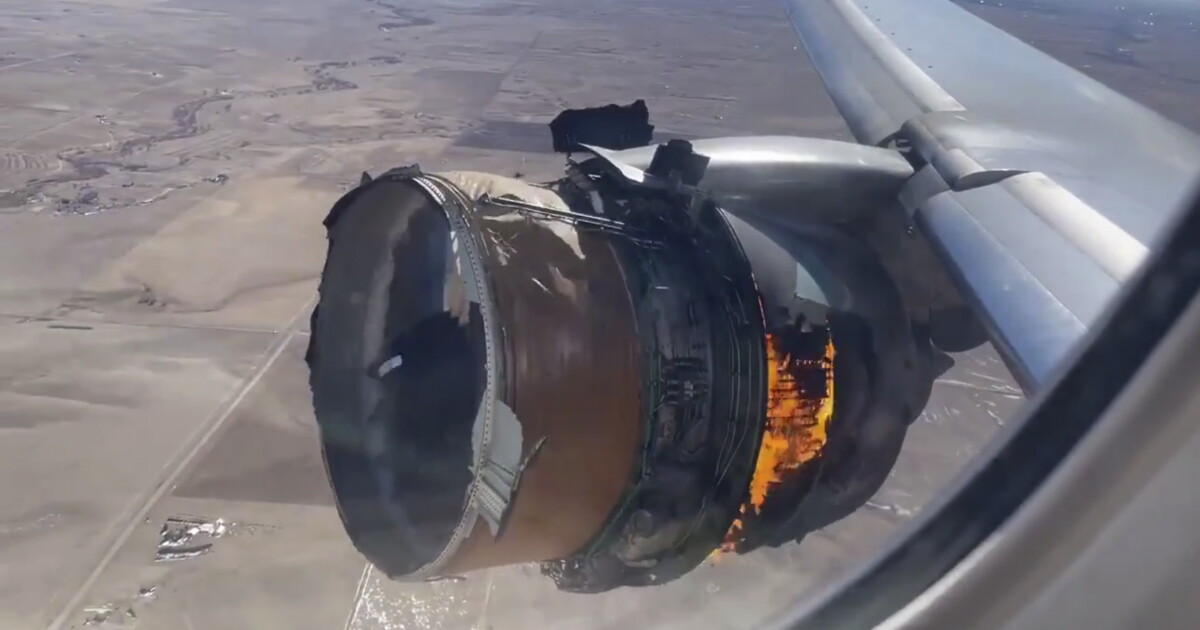 What caused United Airlines Flight 328's engine to break up over Broomfield? - Vimarsana News