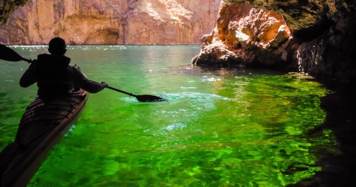 VIRTUAL TOUR! There is an enchanting Emerald Cave in Arizona