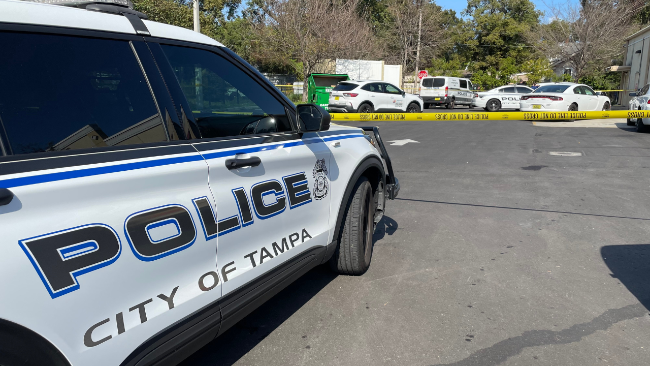 Tampa police investigate homicide after a body was found in a parking lot