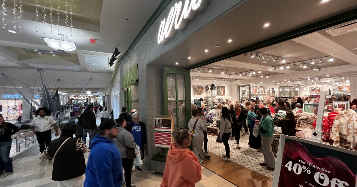 Kentuckians take advantage of Black Friday shopping deals