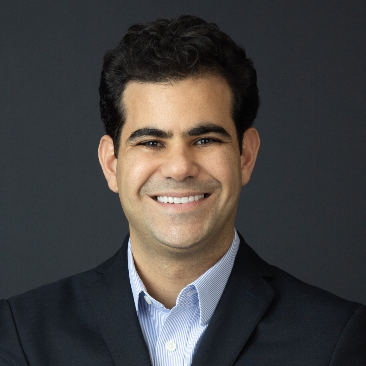 Faris Ghawi headshot.jpg