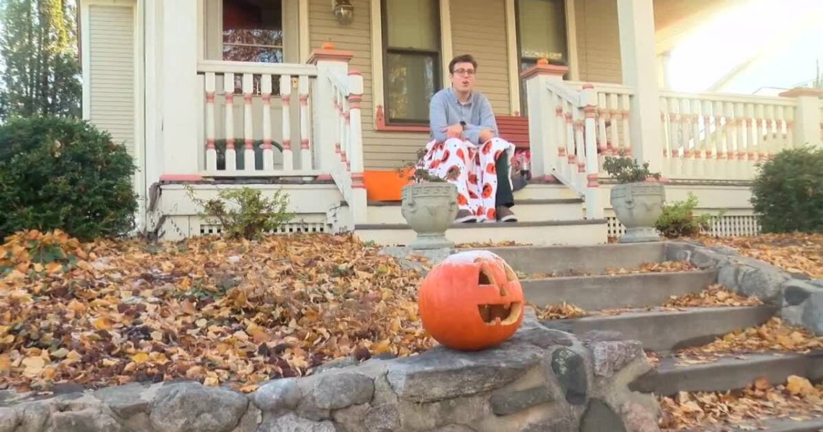 Take two for trickortreating in Sheboygan after city rescheduled due