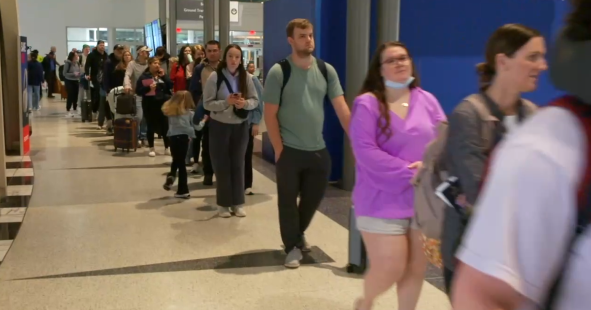 Long lines at CVG Friday morning, as Senate approves funds to pay TSA ...