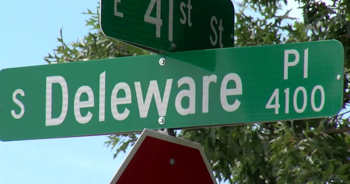 Deleware Development Sign 'Deleware?' | City of Tulsa addressing misspelled street signs