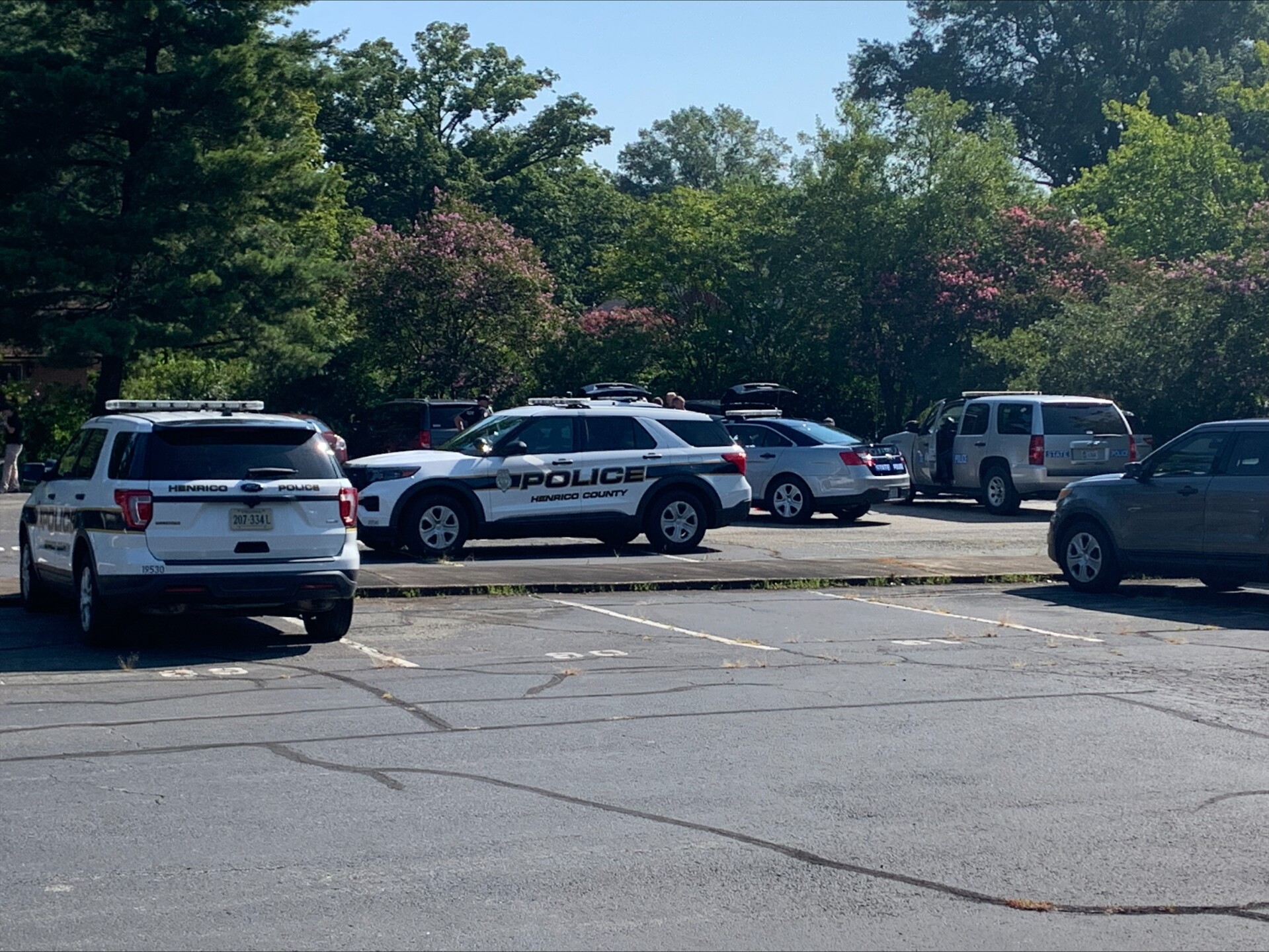 PHOTOS Massive search underway for inmate who escaped Henrico hospital