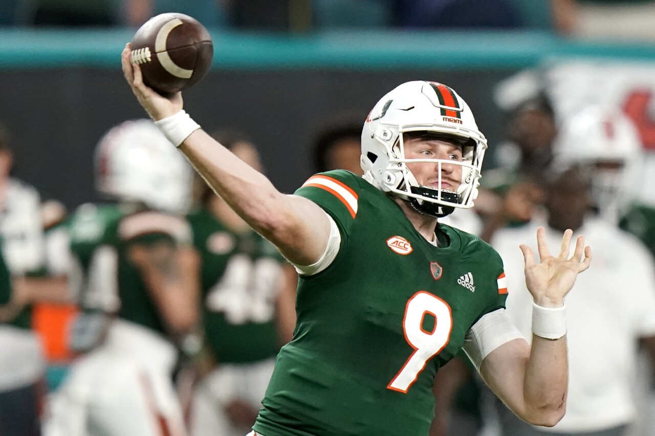 Miami Hurricanes QB Tyler Van Dyke throws vs. Virginia Tech Hokies in 2021