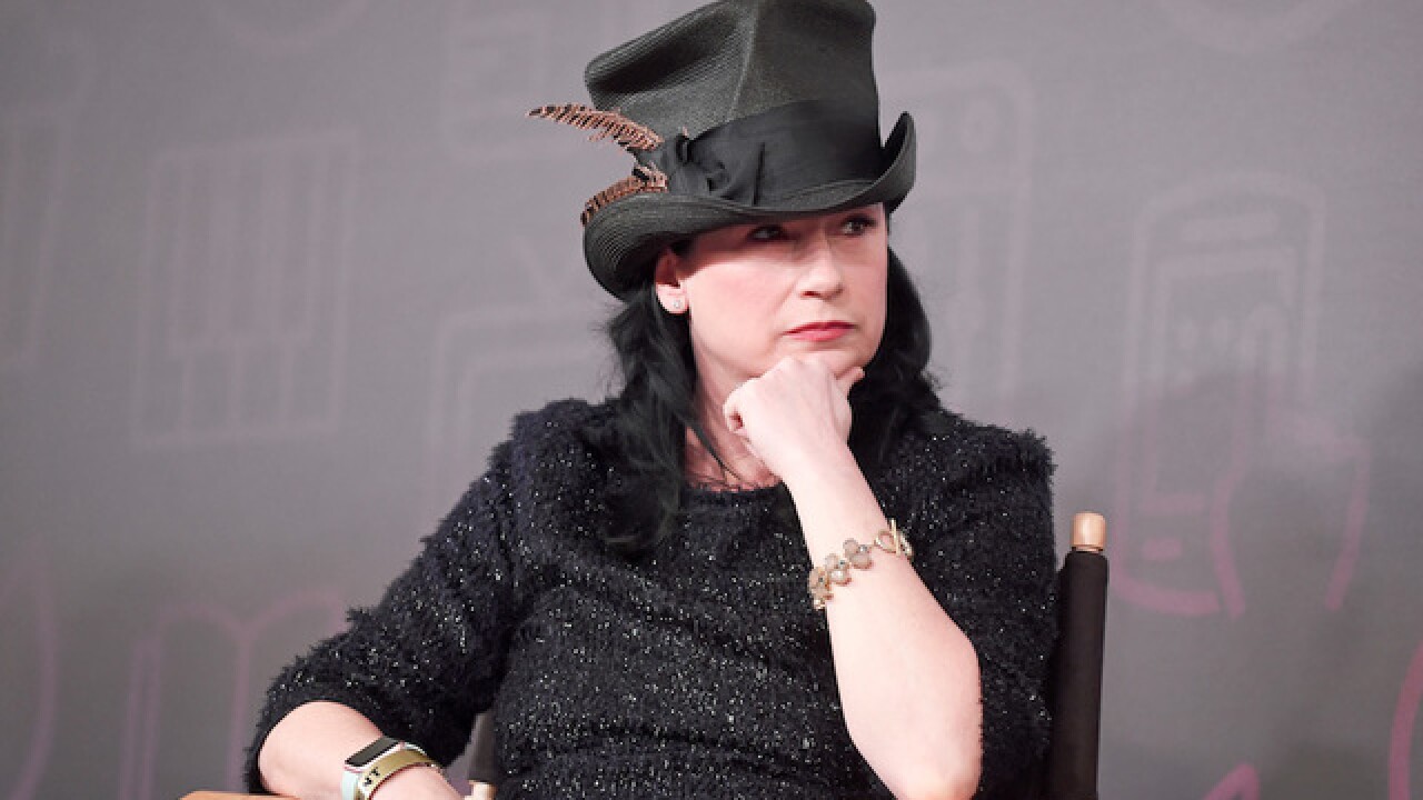 Gilmore Girls Creator Amy Sherman Palladino Writes New Show For Amazon