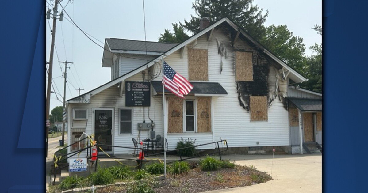 Green senior citizen escapes fire that damaged home, family barbershop - Vimarsana News