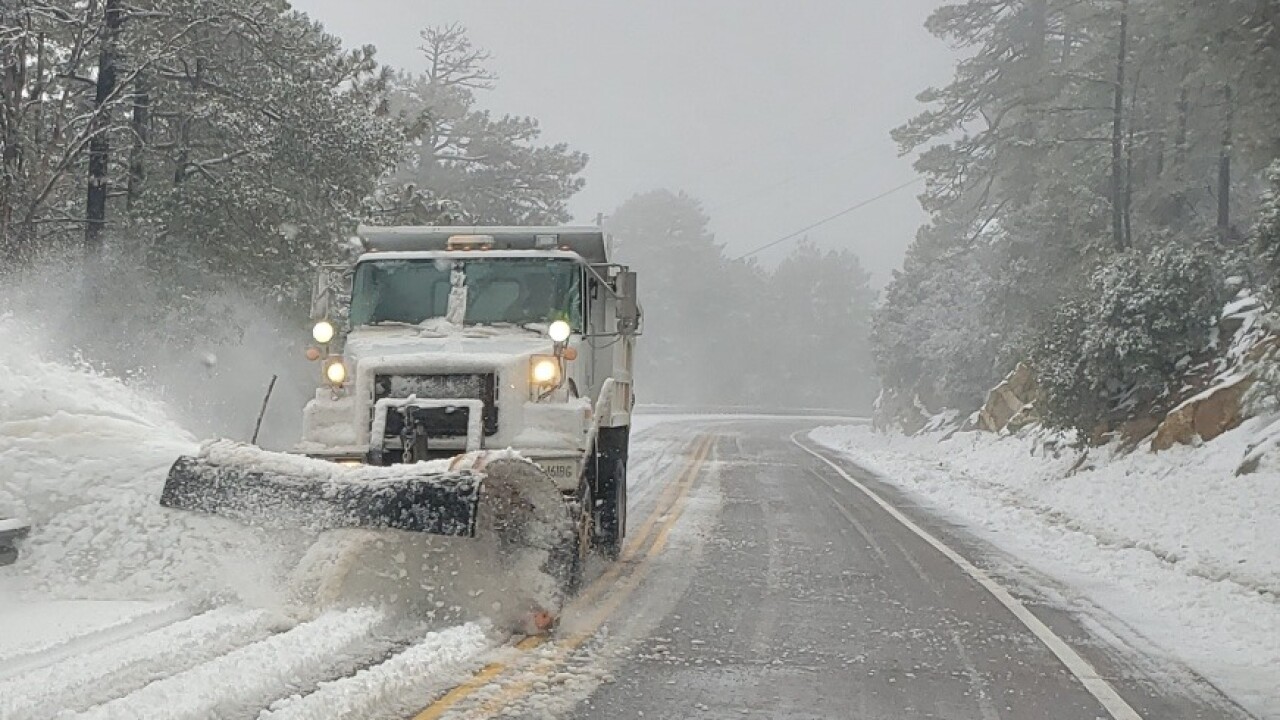 Live Updates Heavy Mountain Snow Valley Rain Falling Around Tucson