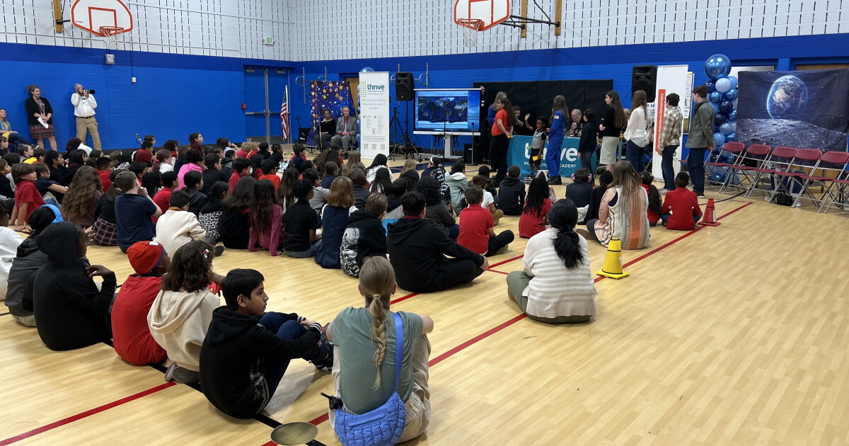 District 2 students speak with astronauts in the ISS using amateur radio - Vimarsana News