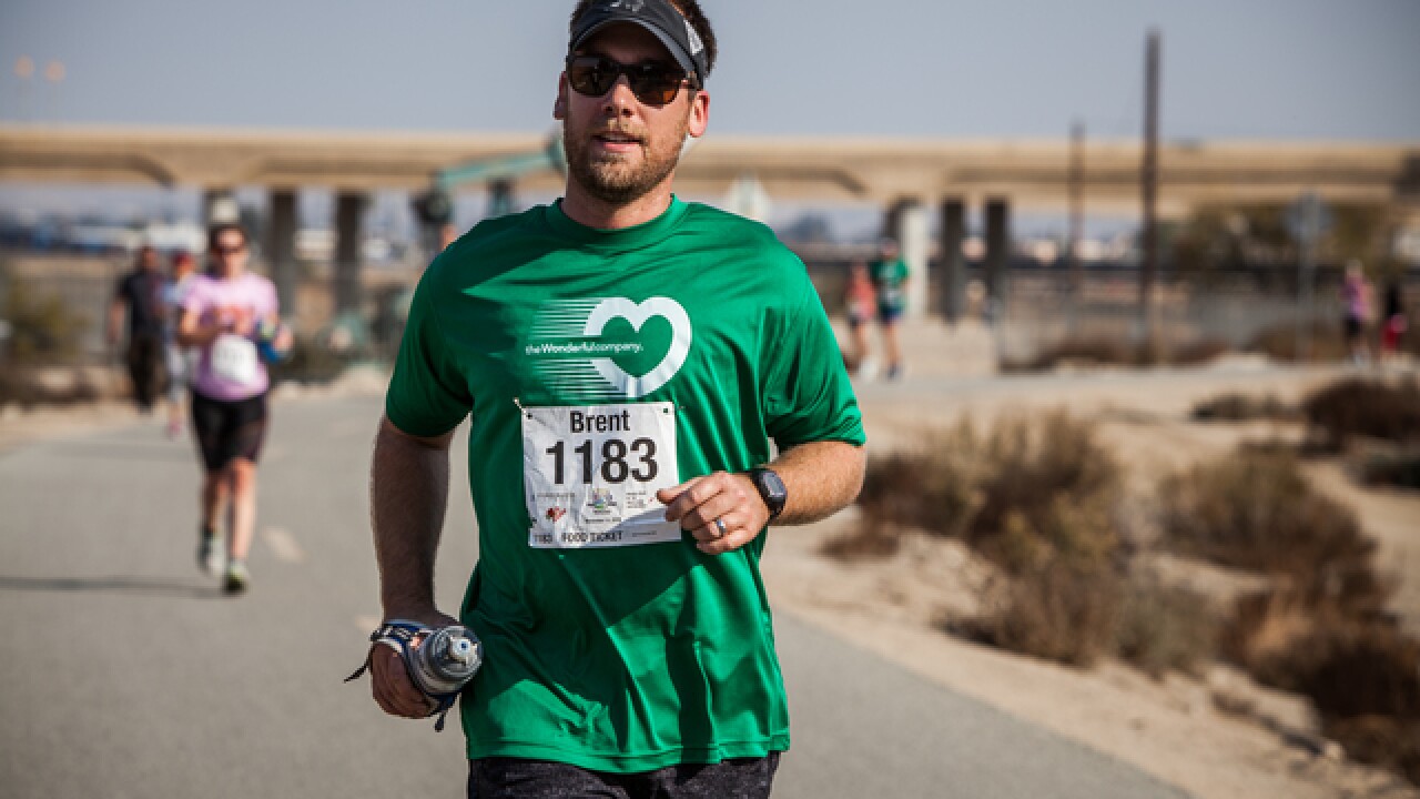 Photos: Bakersfield Marathon Mile 10 and Mile 23