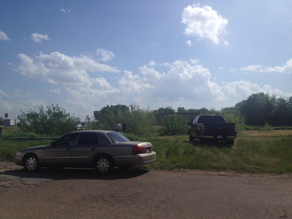 Officials searching for man near downtown Waco after traffic stop
