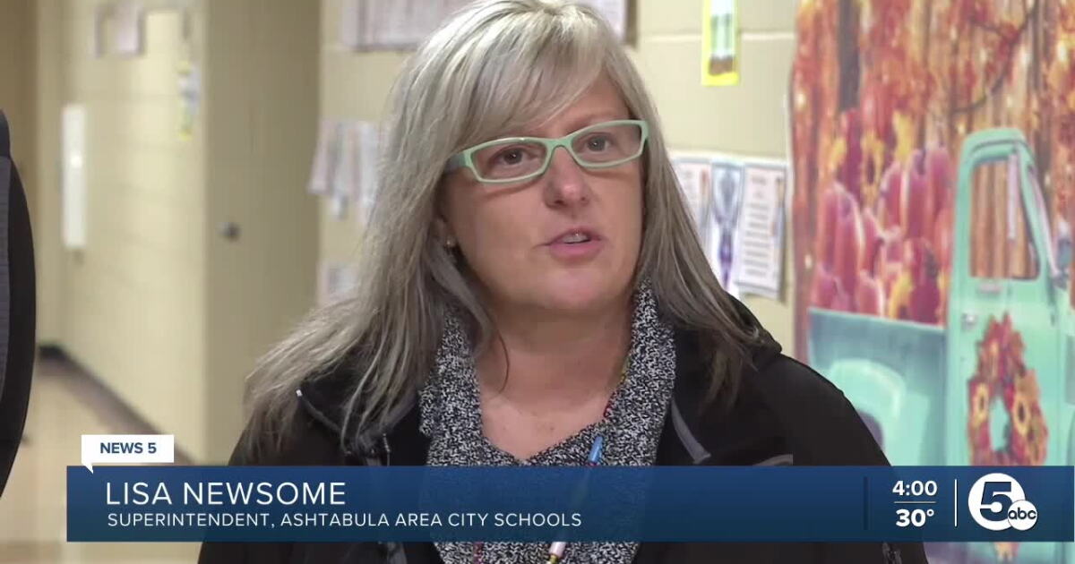 Ashtabula Schools closed for rest of week as snowfall continues