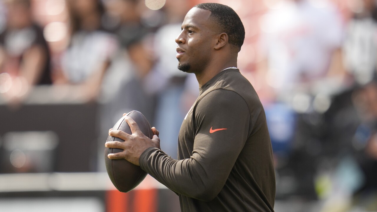 nick-chubb-practice