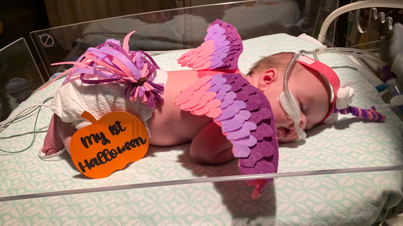10.31_North_NICU-Babies-2-unicorn.jpg
