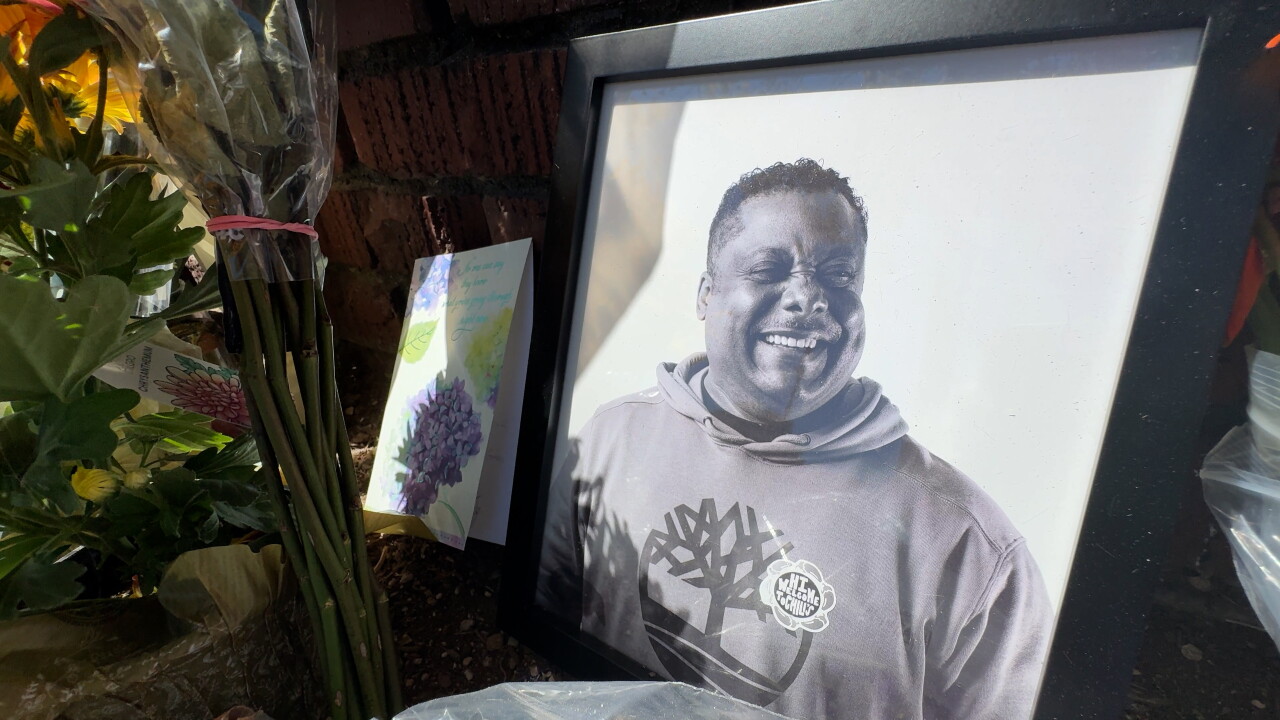  Memorial for Cezar Roy