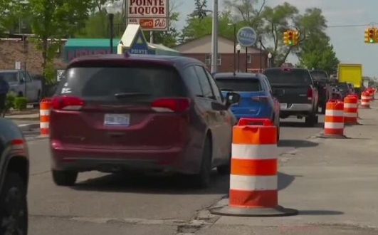 Road work road construction generic.png