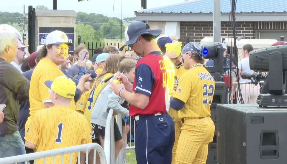Play ball: Navasota hosts the first-ever free pop-up game for the Savannah Bananas for 1000 lucky fans