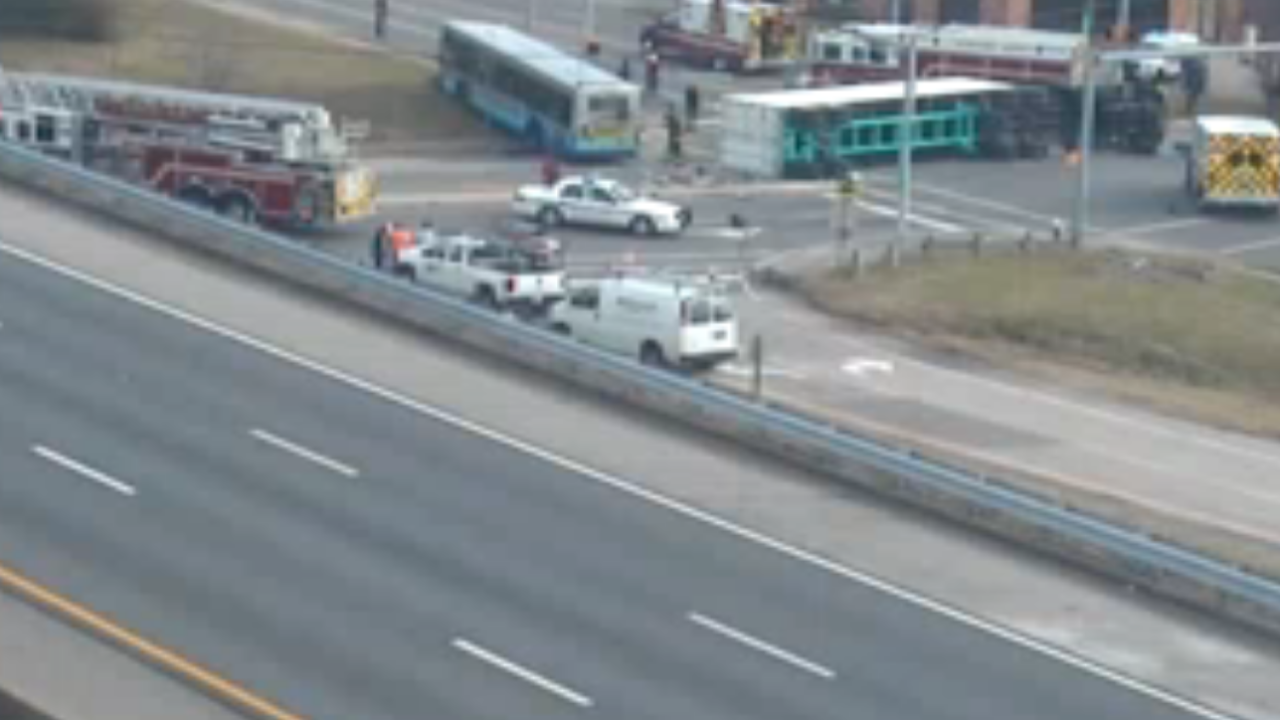 3 Taken To Hospital After Crash Involving HRT Bus Semi truck In 3-taken-to-hospital-after-crash-involving-hrt-bus-semi-truck-in