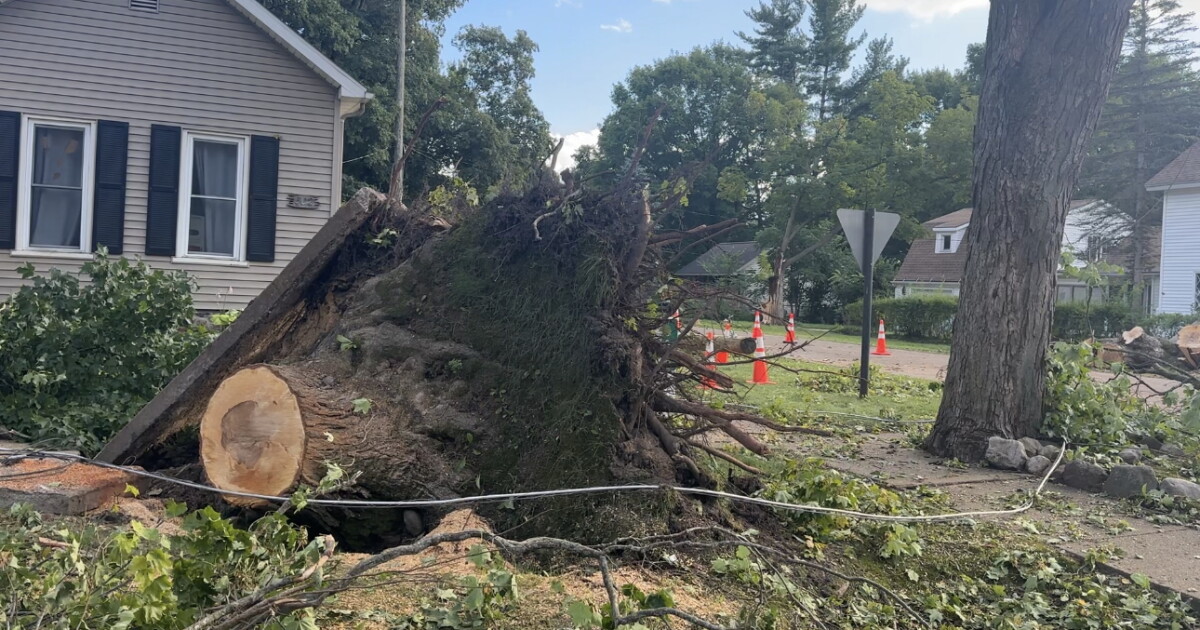 The damage and clean-up efforts in Perry following Fridays EF-1 tornado - Vimarsana News
