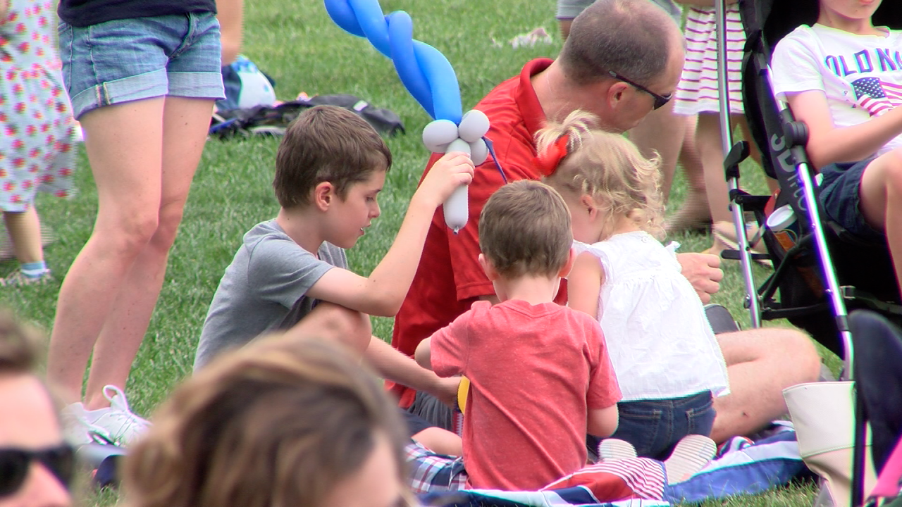 Hundreds gathers in downtown Colorado Springs for July 4th festivities.