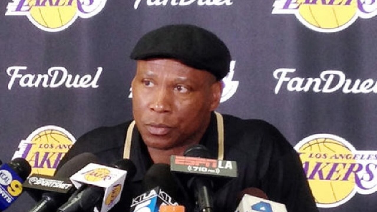 Report: Byron Scott won't return to coach Lakers