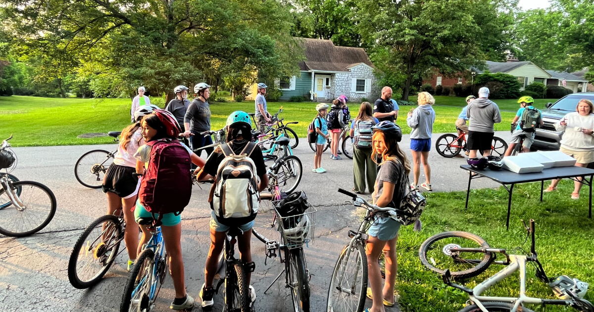 Toliver Elementary students riding into summer vacation - Vimarsana News