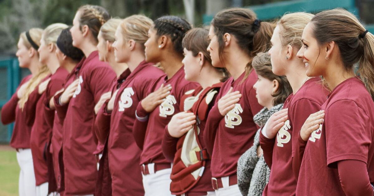 Softball Begins 2020 Season With JoAnne Graf Classic